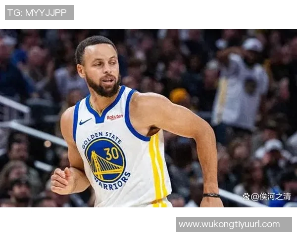 库里强调团队合作与个人自信是胜利关键持续保持攻防强度助力球队成功