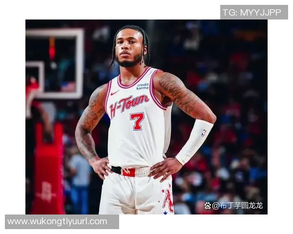 乌度卡强调年轻球员需与队友保持一致水平不会因年龄小而放宽要求