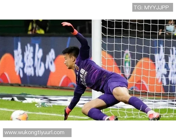 门神陈威11次扑救力保海港不败对手狂轰48脚打门展现强大攻击力